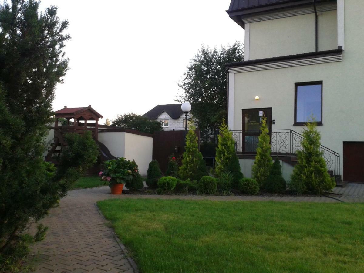 Hotel Bukowiec Legionowo Exterior photo